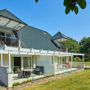 Apartment mit 2 Schlafzimmern im Nebengebäude